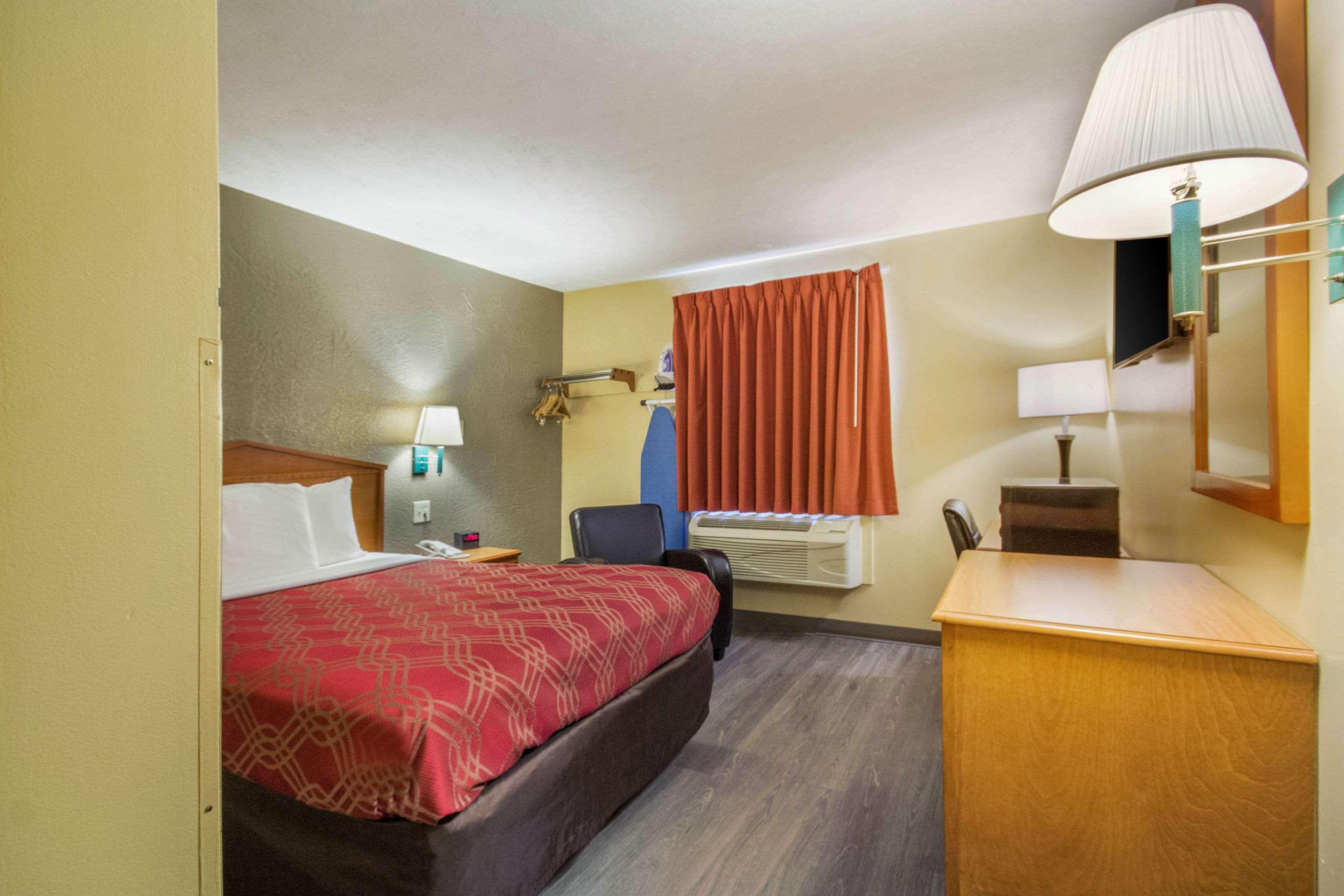 Econo - Leavenworth Lodge *
