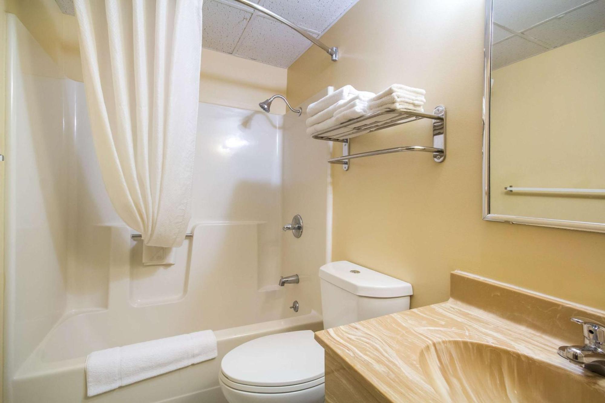 Econo - Leavenworth Lodge