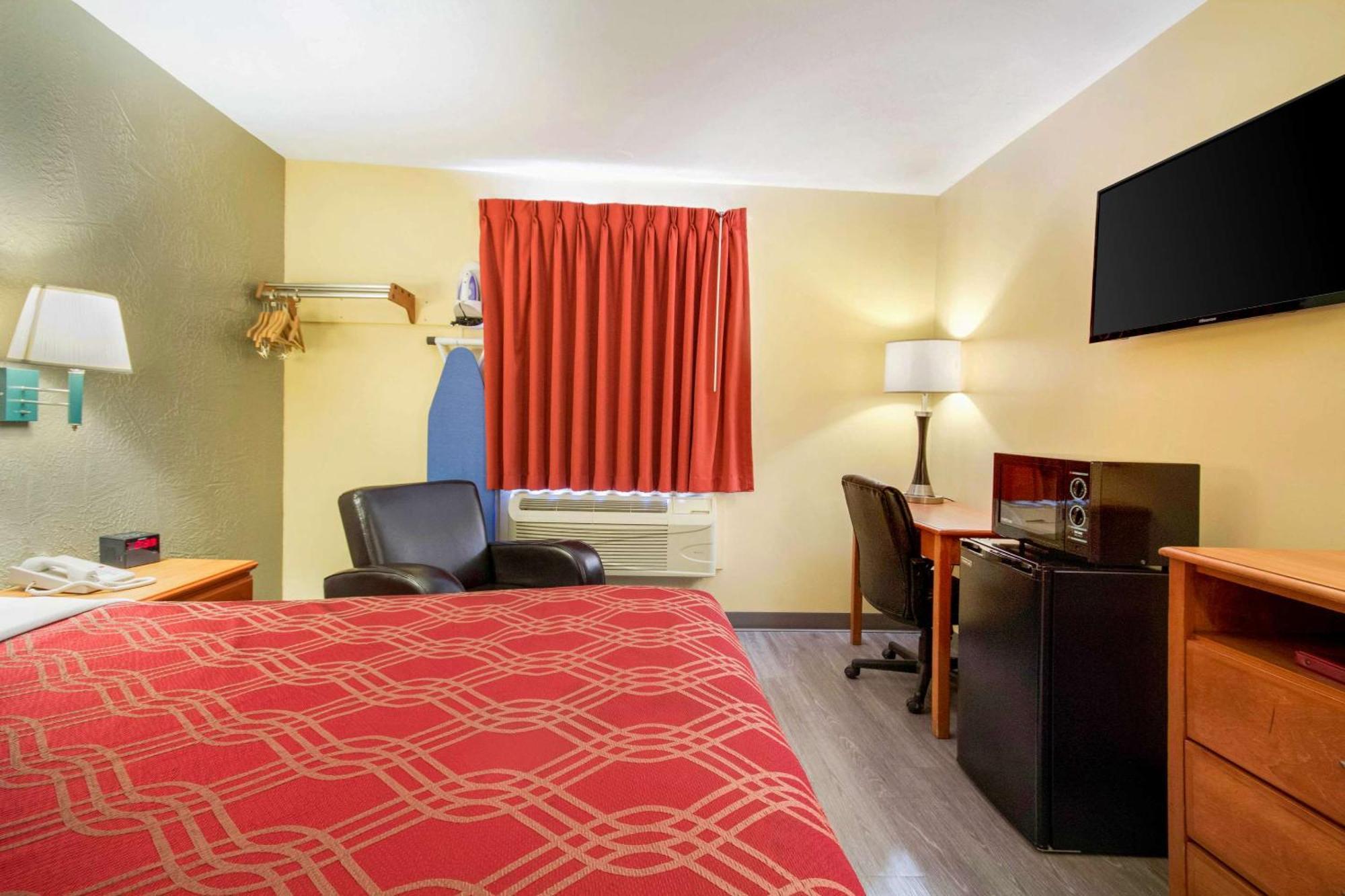 Econo - Leavenworth Lodge
